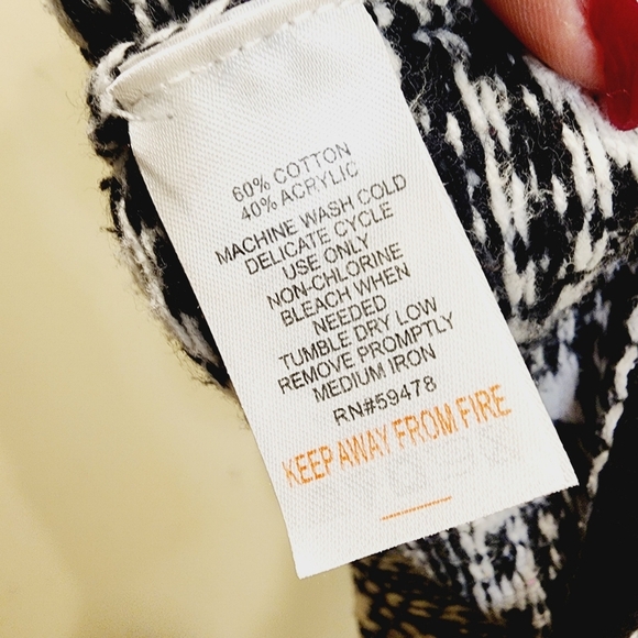 Maggie Zoe Black Girls Sweater Dress size ( 5-6 )M - Picture 5 of 9